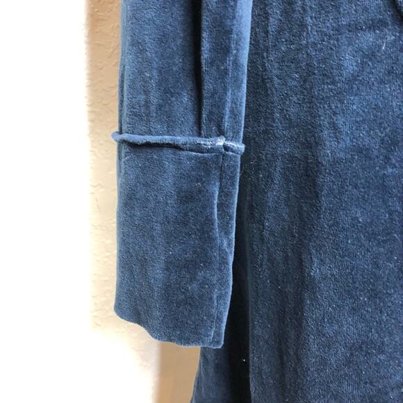 Cut loose navy blue velvet velour tunic top size Medium - Picture 5 of 14